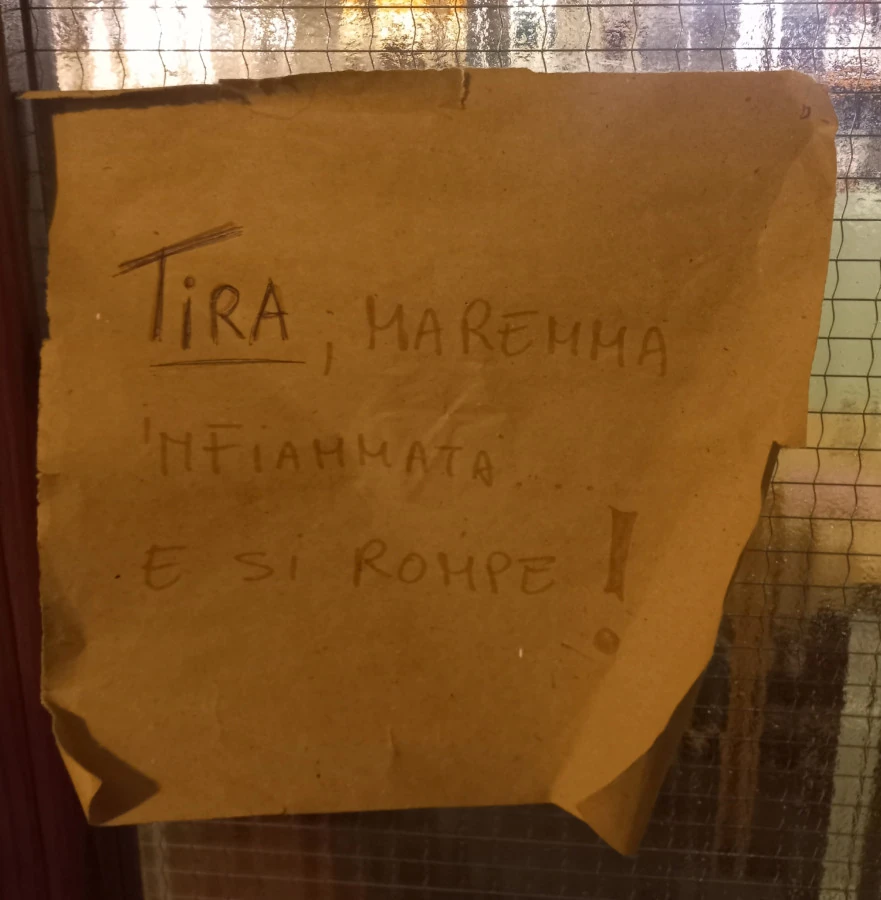 Tira; maremma mfiammata e si rompe