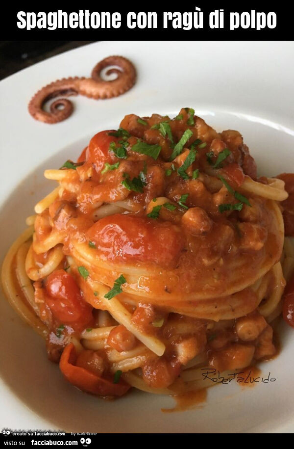 Spaghettone con ragù di polpo